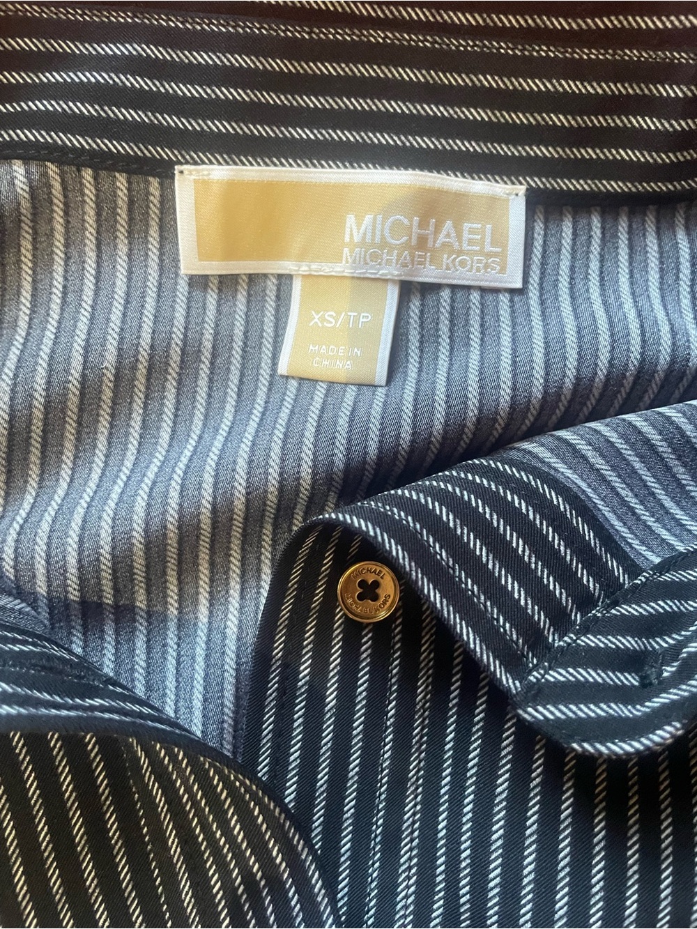 MK satin button down - Picture 2 of 2